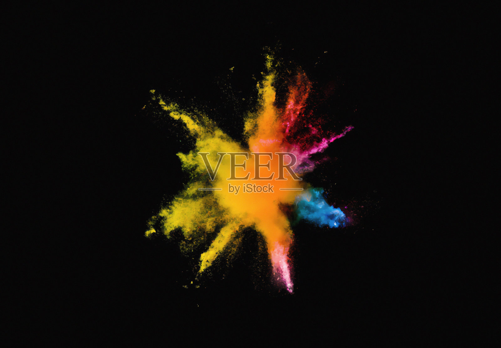 彩色粉末溅落在黑色背景上照片摄影图片