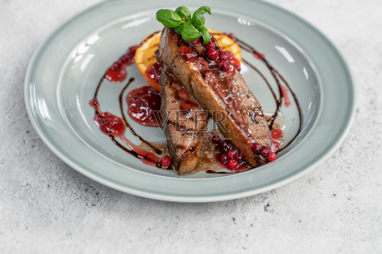 美味鸭胸肉照片摄影图片