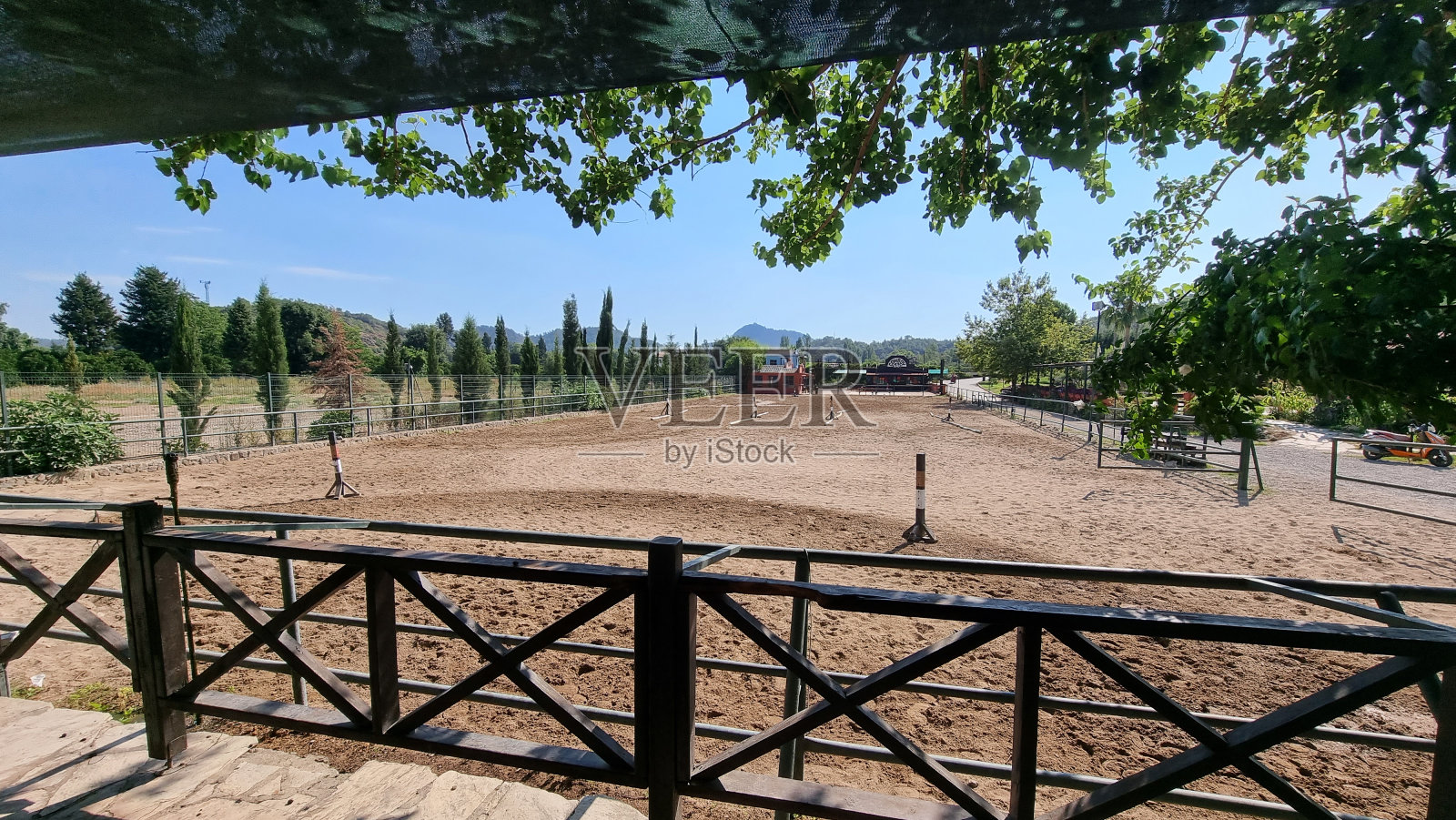 土耳其山区的牧场照片摄影图片