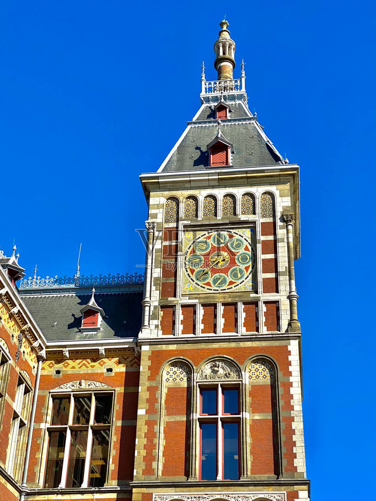 阿姆斯特丹中央车站的老钟照片摄影图片