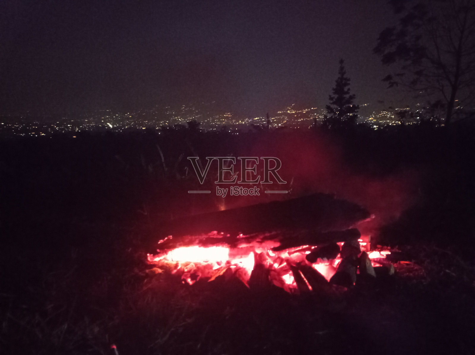篝火照片摄影图片