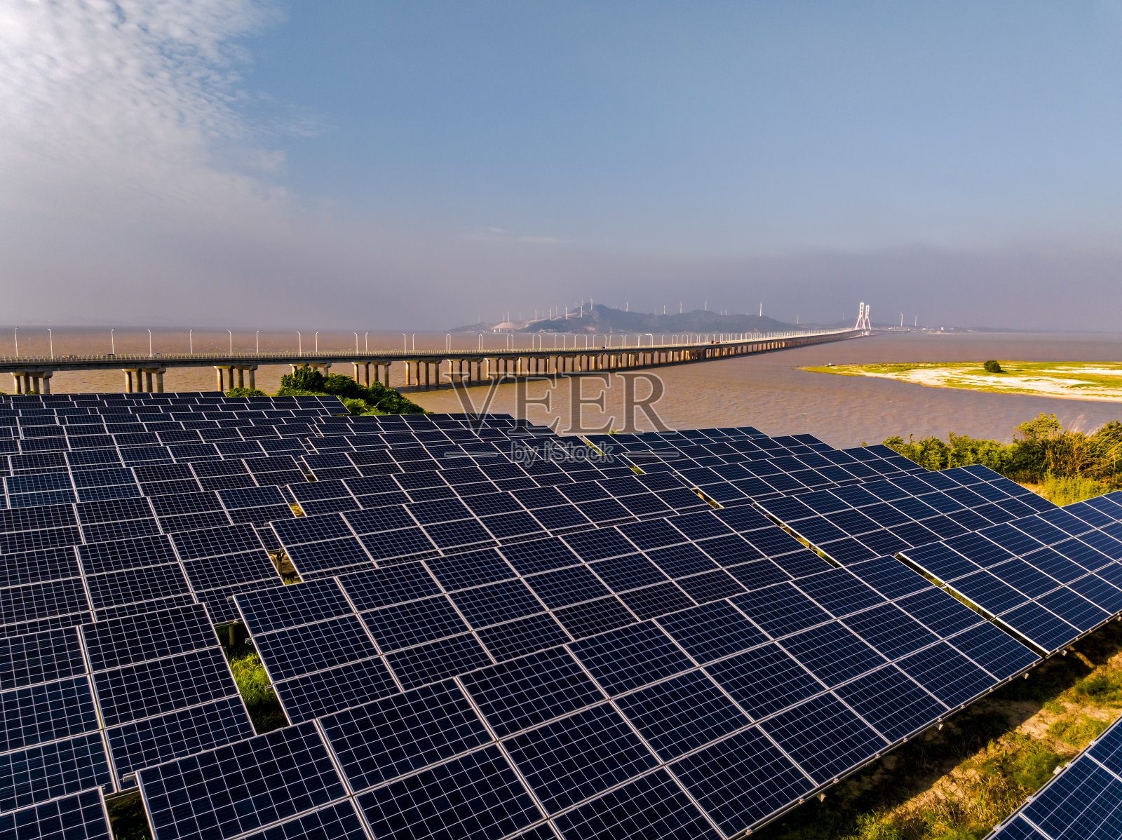 太阳能场景航拍照片摄影图片