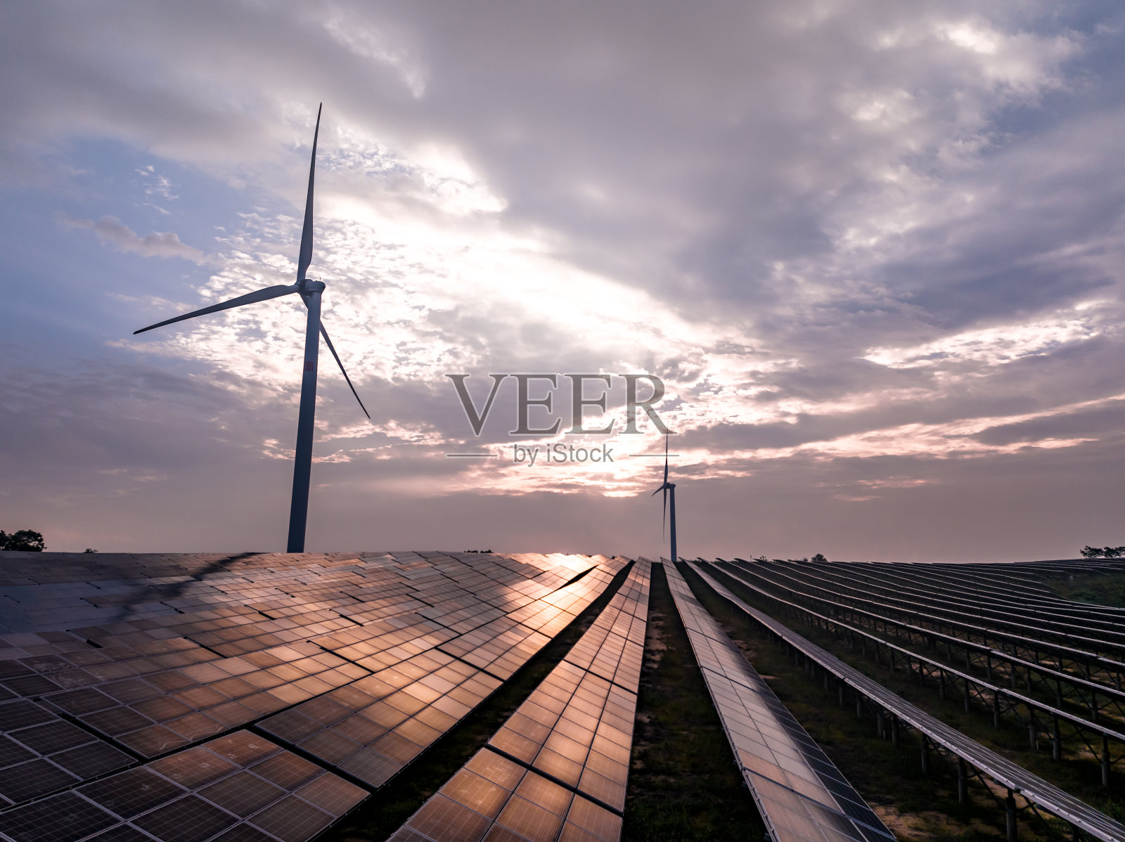 太阳能场景航拍照片摄影图片