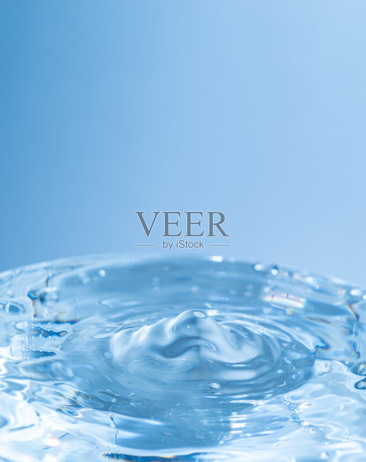 水滴作用照片摄影图片