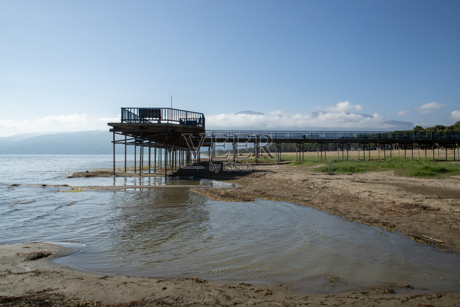 白瓷湖照片摄影图片