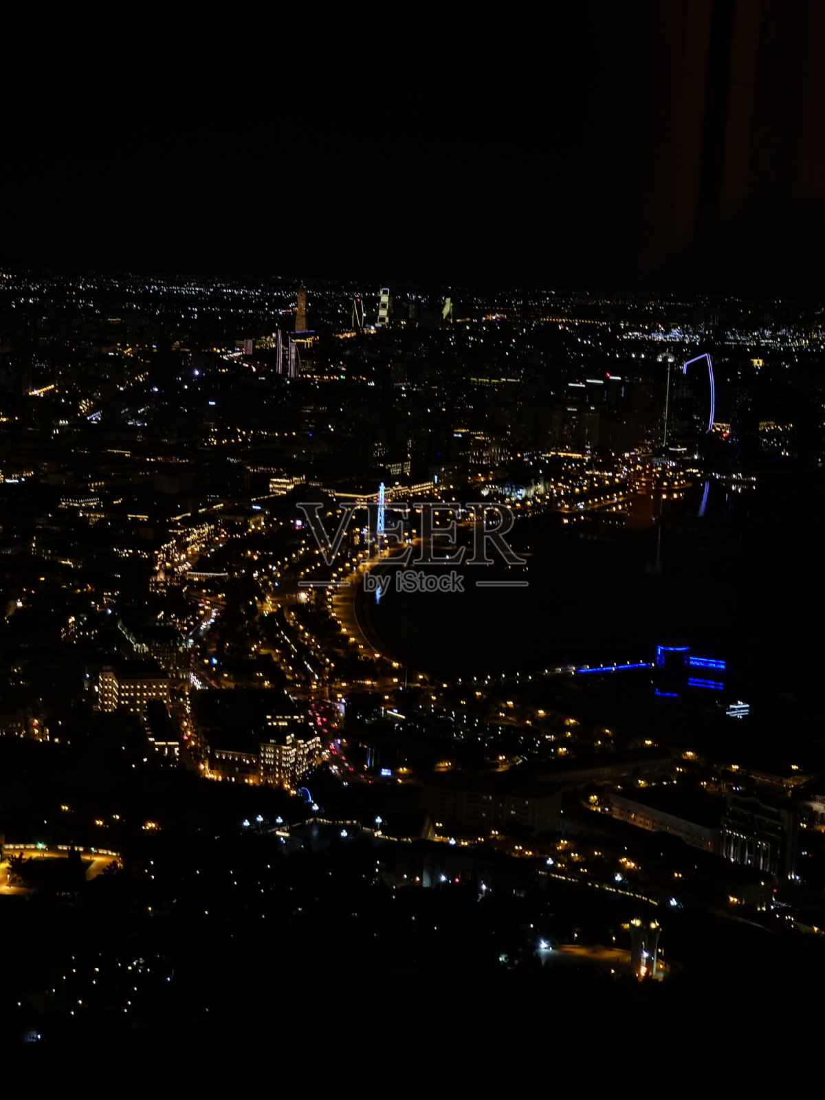 巴库城市夜景照片摄影图片