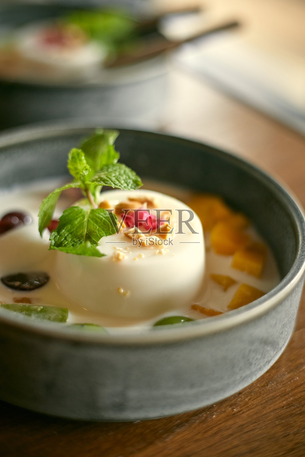 椰奶布丁照片摄影图片