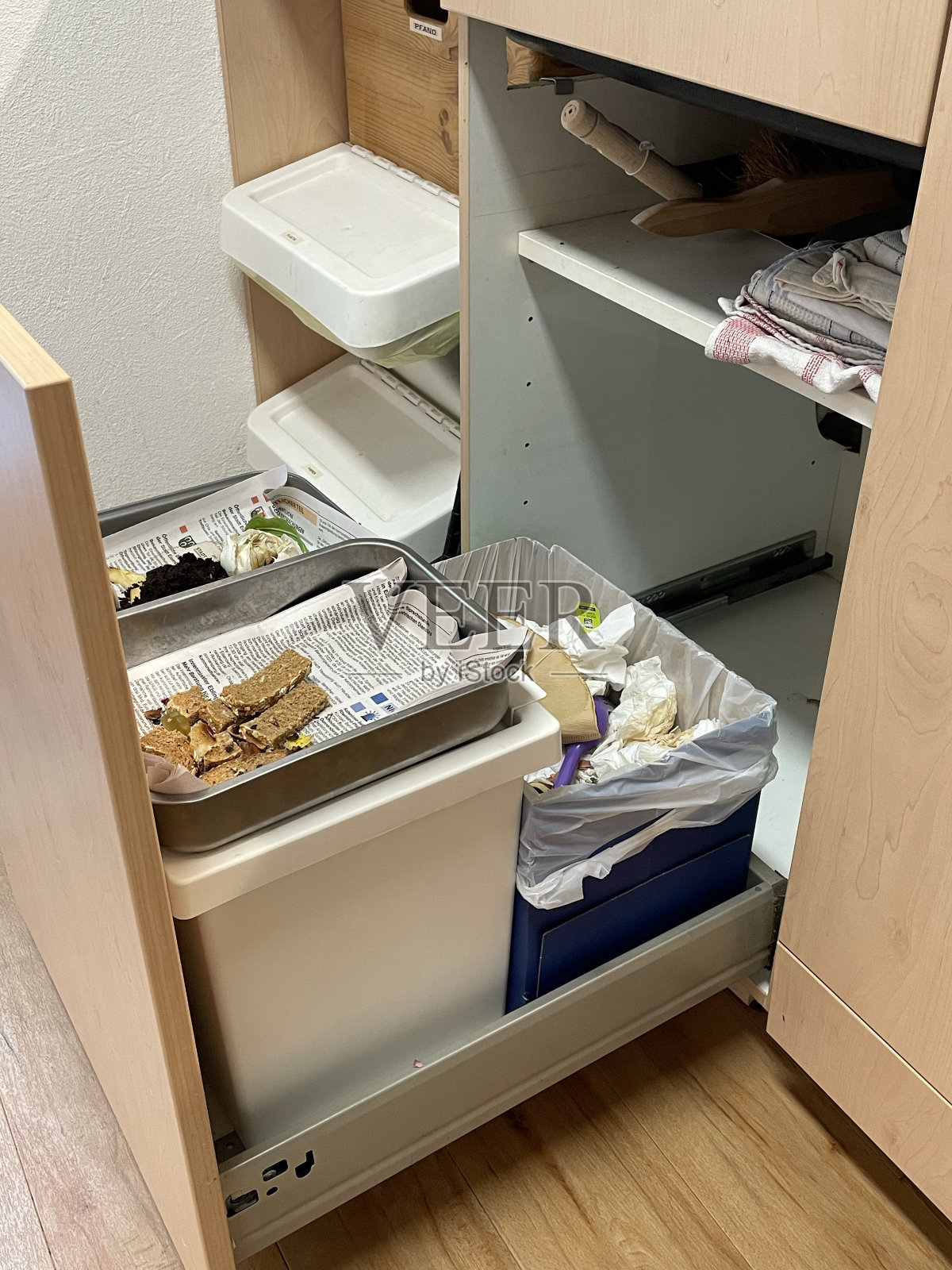 堆肥废物系统低预算DIY下的水槽照片摄影图片