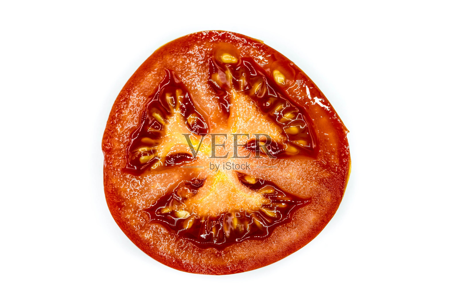 白色背景上孤立的番茄片照片摄影图片