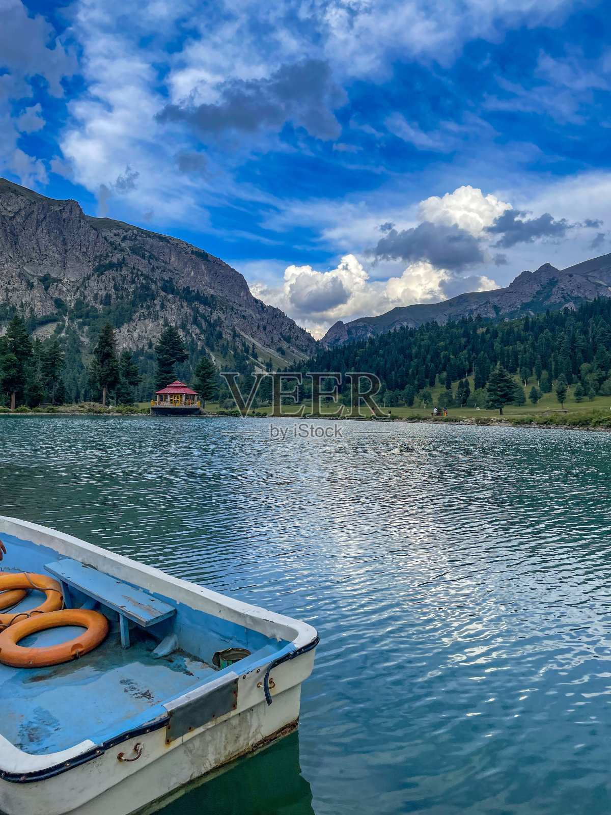 迷人的彩虹湖Domail山谷，阿斯托照片摄影图片