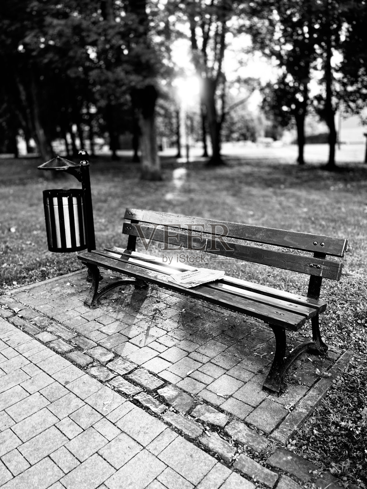 公园里的长椅照片摄影图片