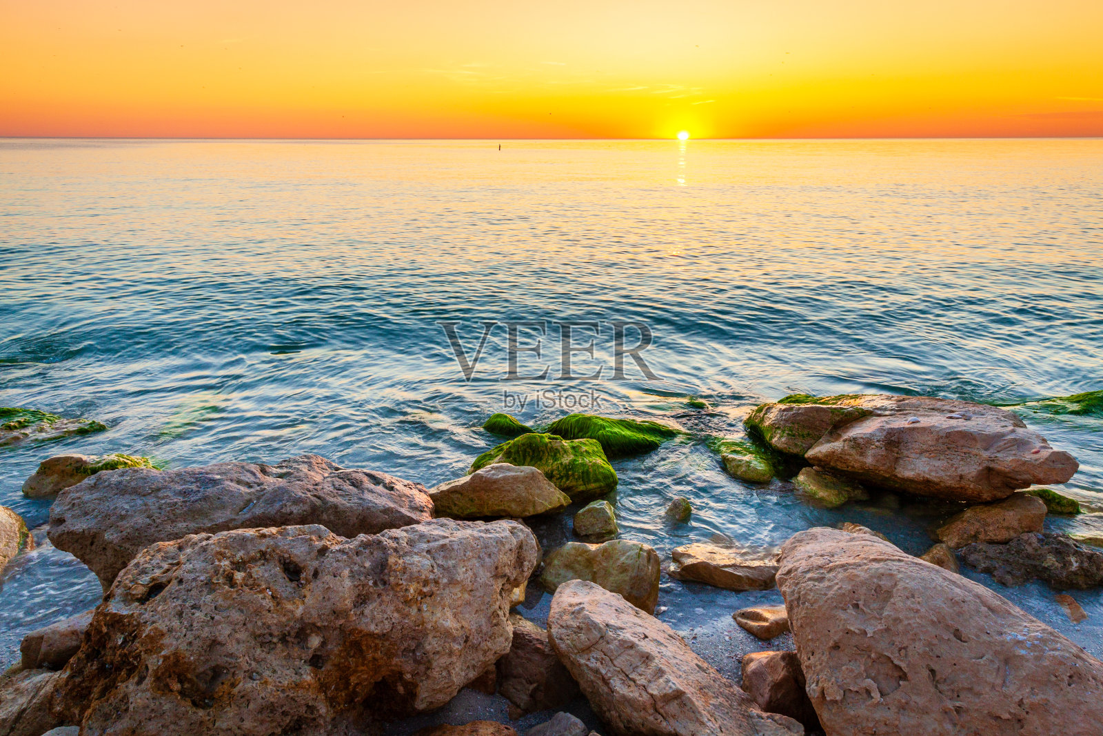 圣彼得海滩日落照片摄影图片