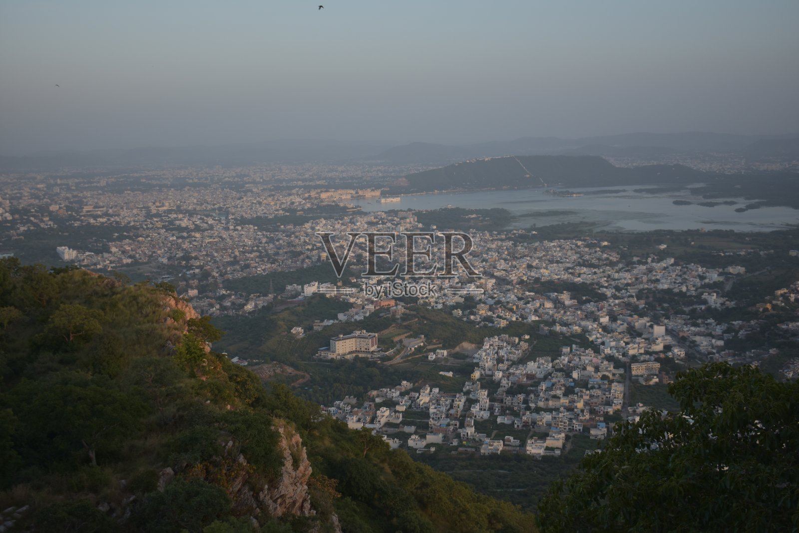 印度拉贾斯坦邦的Sajjangarh堡照片摄影图片