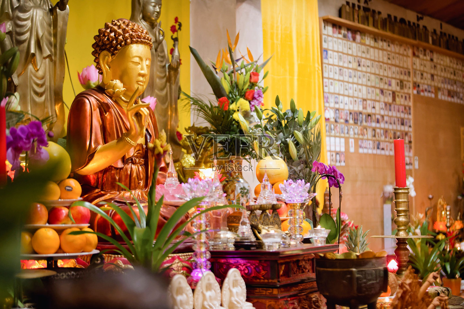 越南佛教寺庙内部照片摄影图片