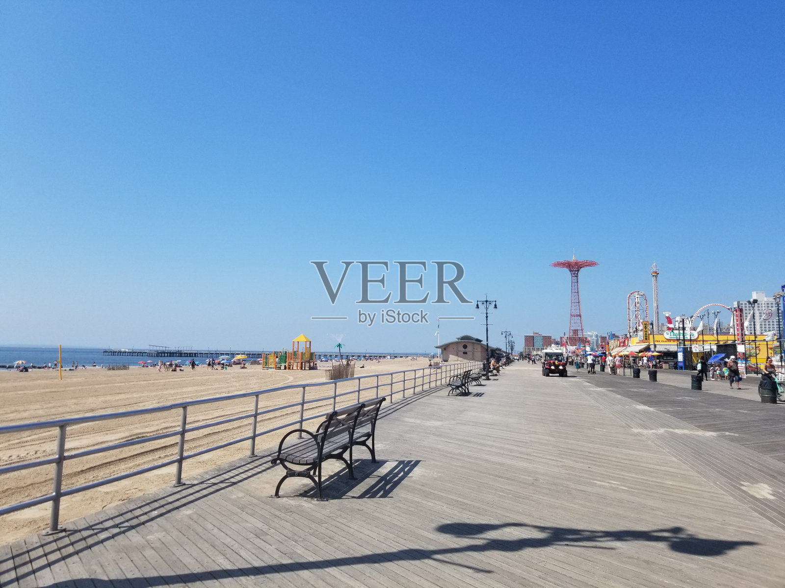 康尼岛晴朗的一天照片摄影图片