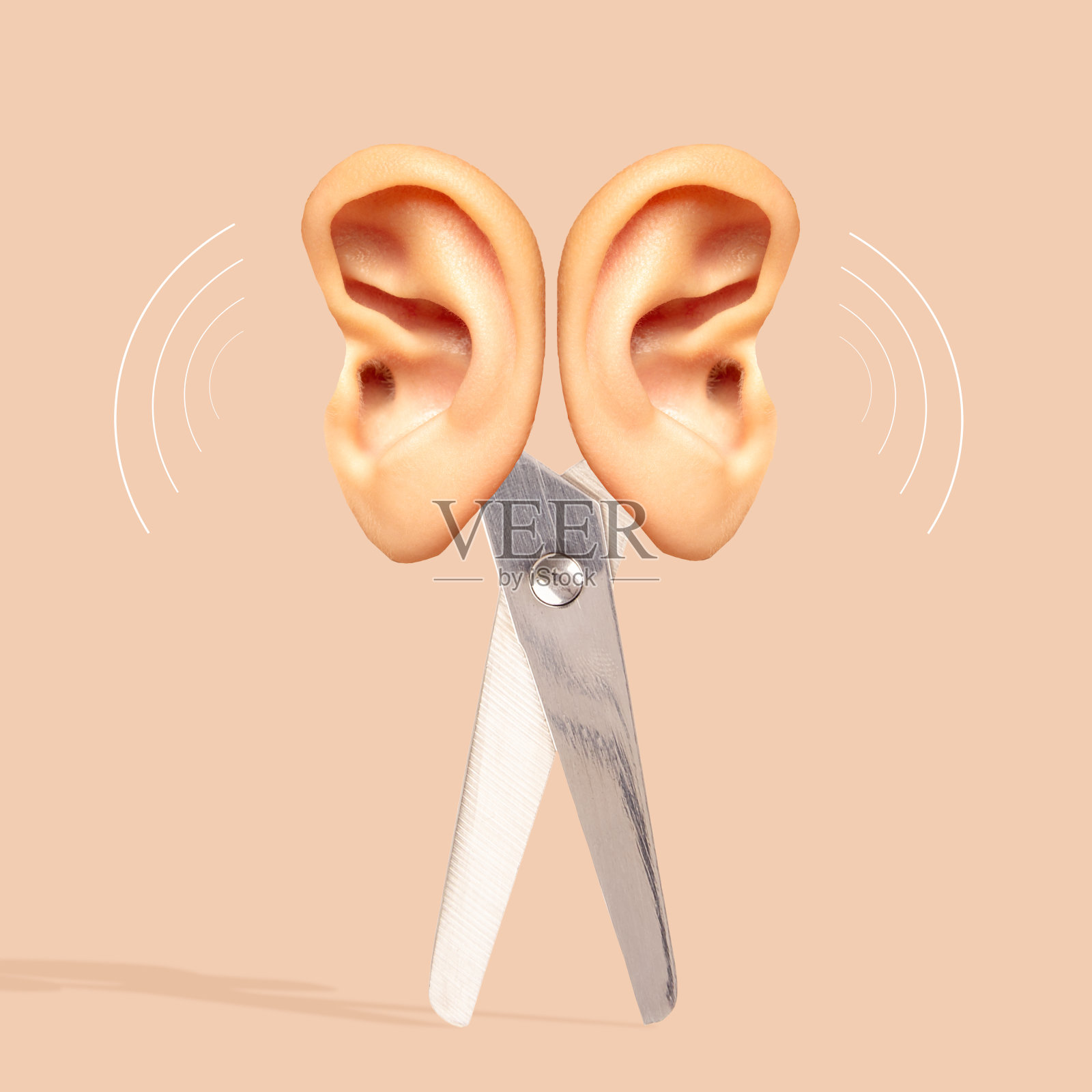 剪刀，每个背景上有两只耳朵。偷听，流言蜚语，大众媒体的影响。当代艺术拼贴。照片摄影图片