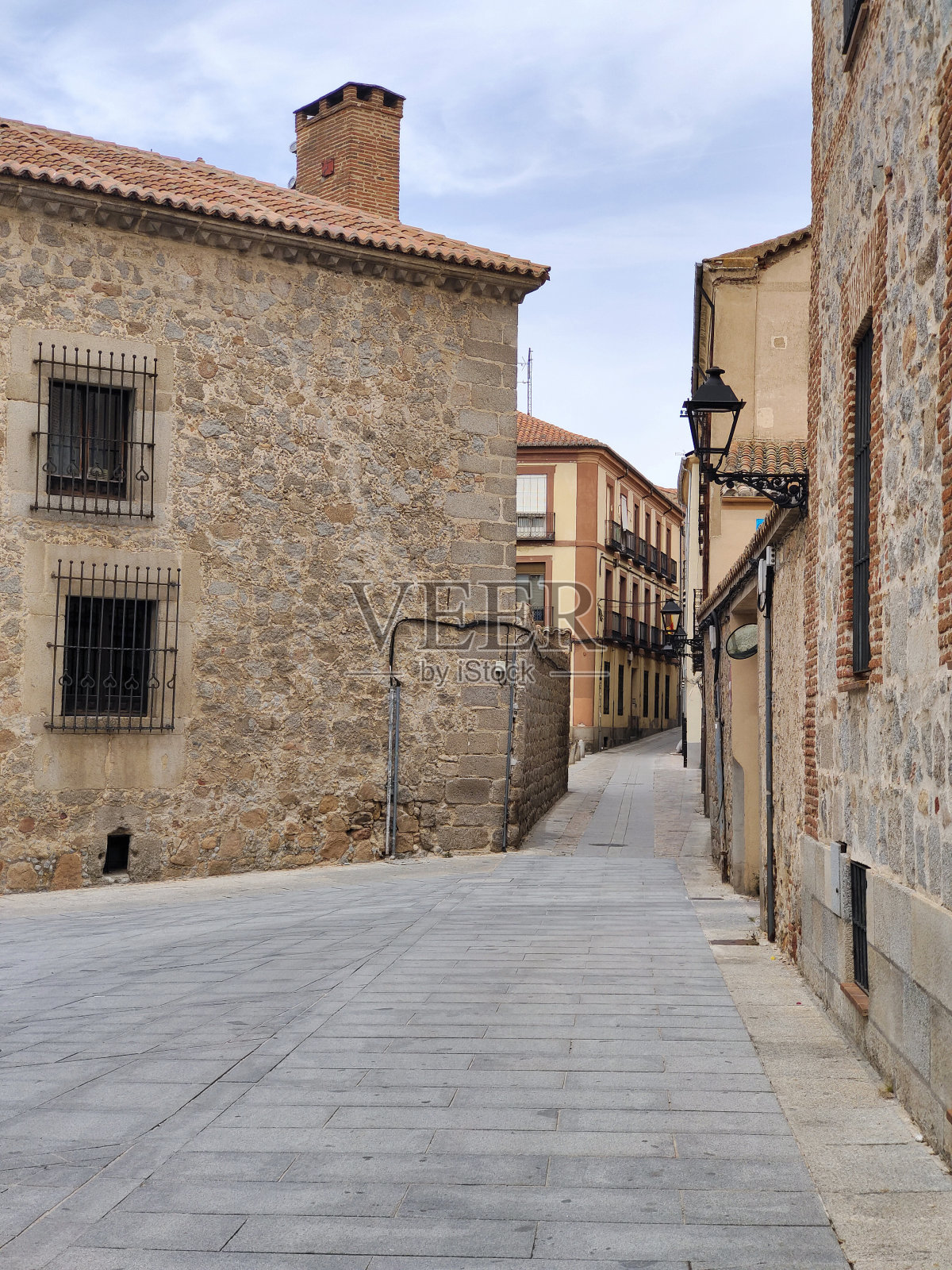 西班牙中部的一个村庄照片摄影图片