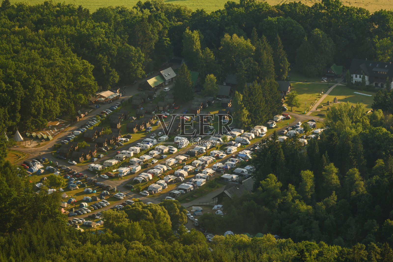 汽车营地塞米霍基在旅游地区的心脏波西米亚天堂照片摄影图片