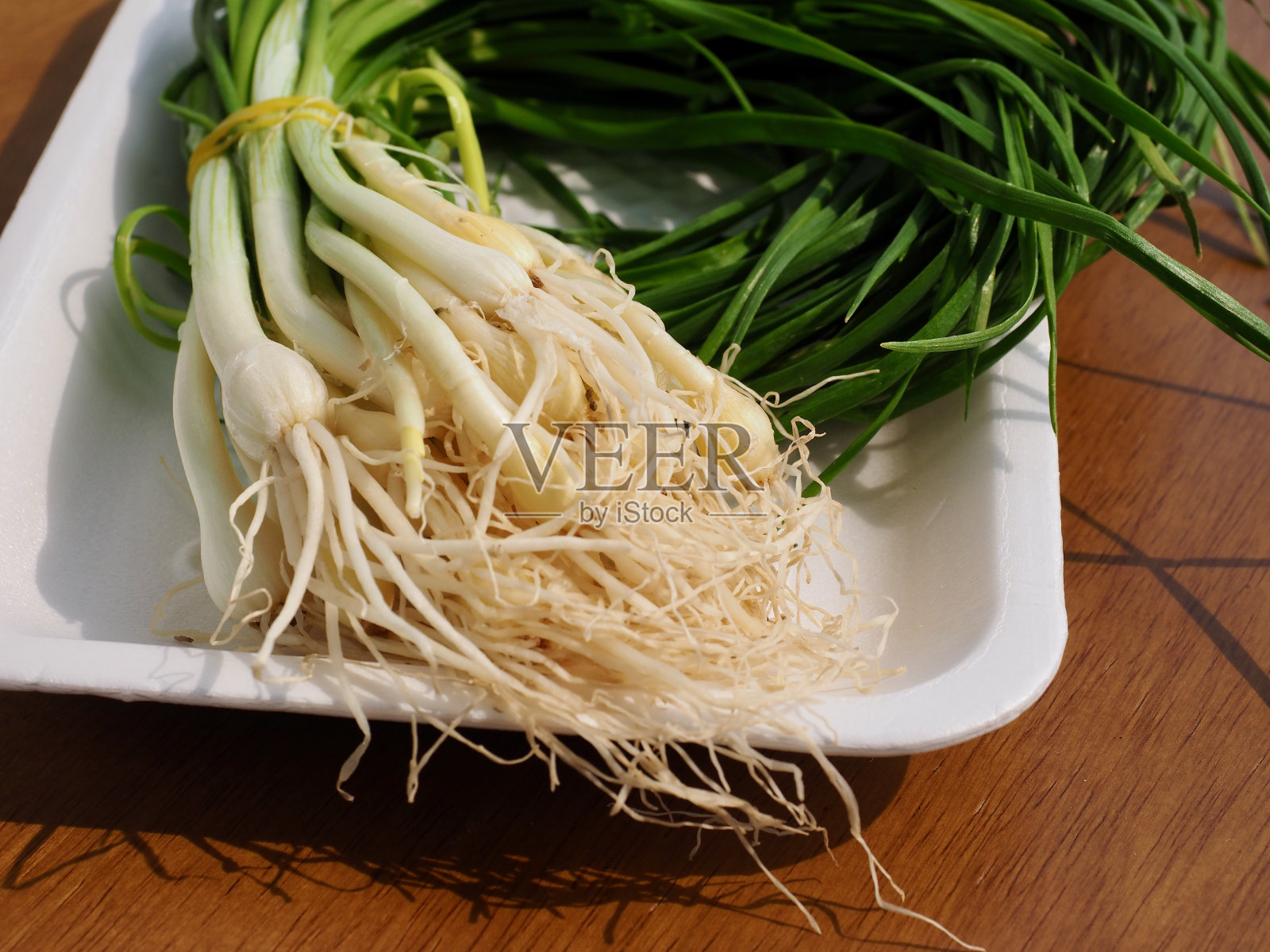 韩式料理的食材是野韭菜照片摄影图片