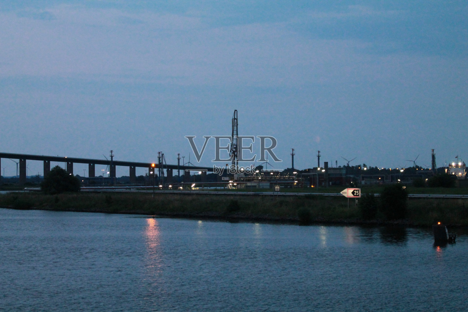 基尔运河大桥照片摄影图片