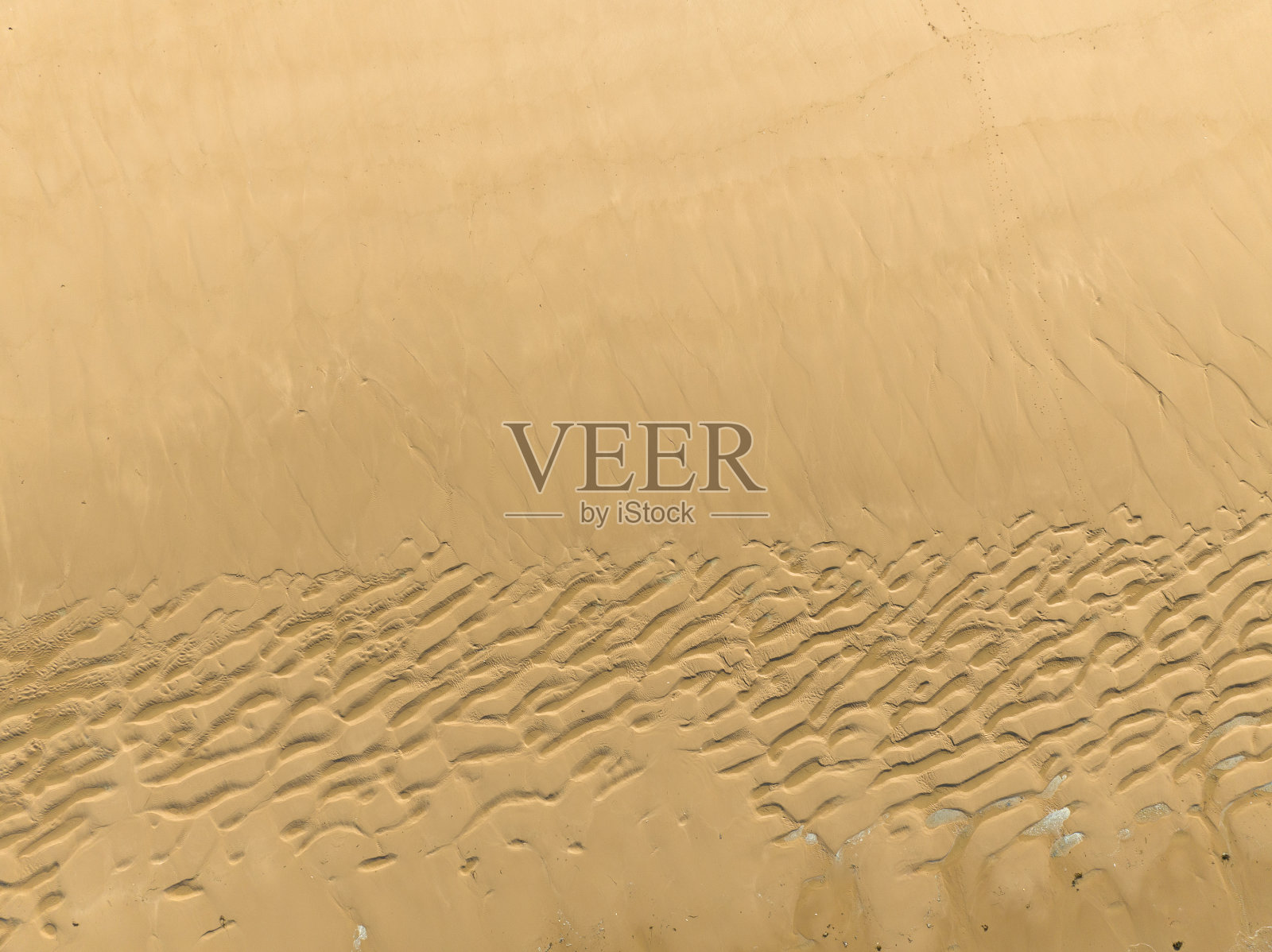 无人机拍摄的沙滩鸟瞰图。可以用作背景或背景纹理的图形图像和纹理照片摄影图片