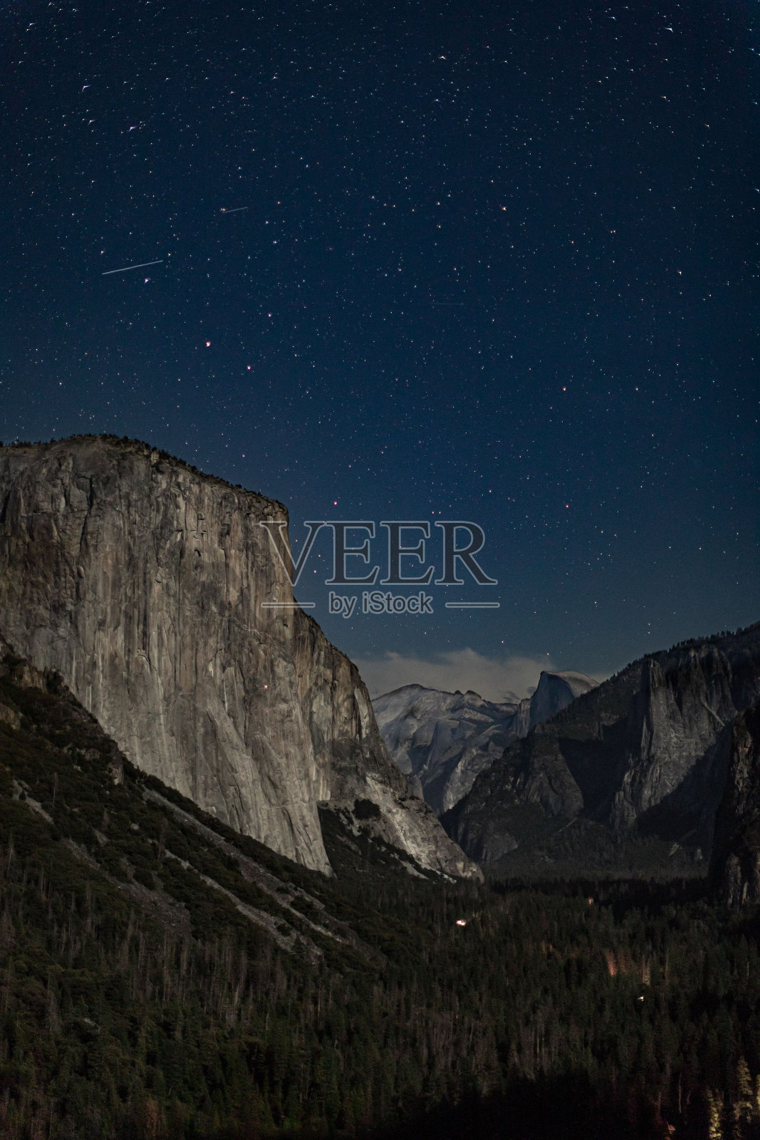 加州约塞米蒂国家公园的山景照片摄影图片