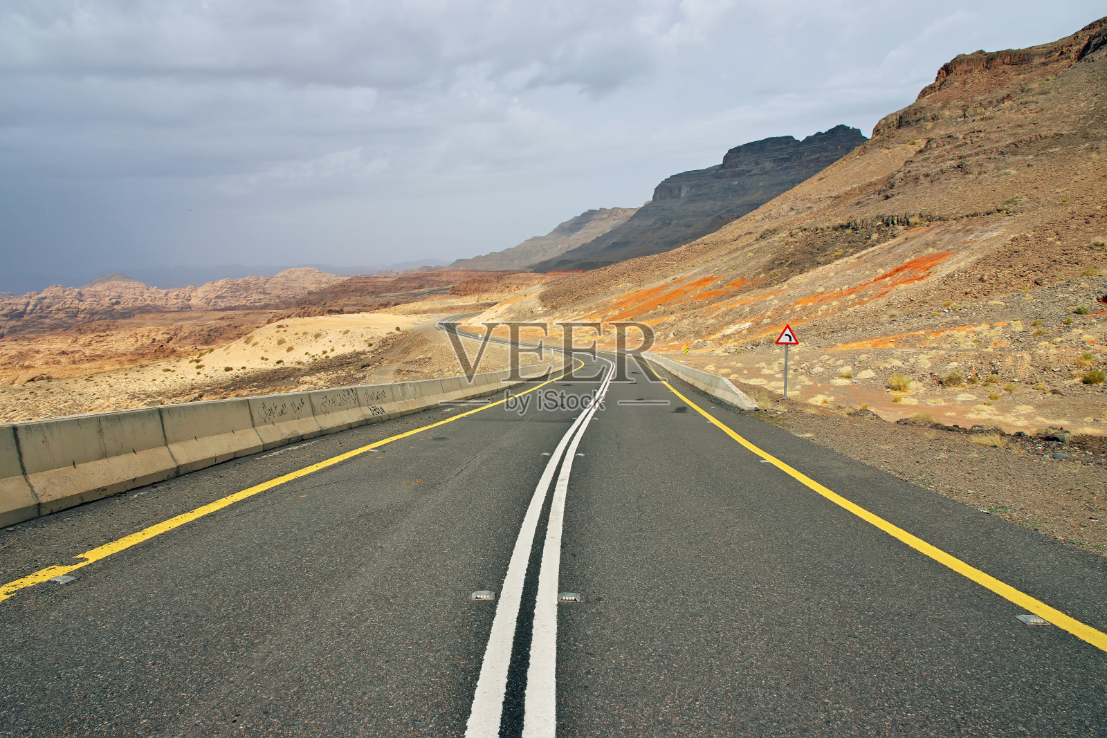 迪萨峡谷，沙特阿拉伯照片摄影图片