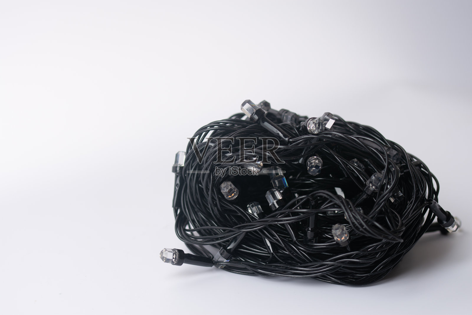 花环为常青树，节日装饰照片摄影图片