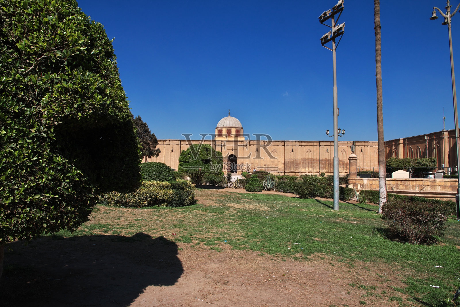 埃及开罗市中心的古老城堡照片摄影图片