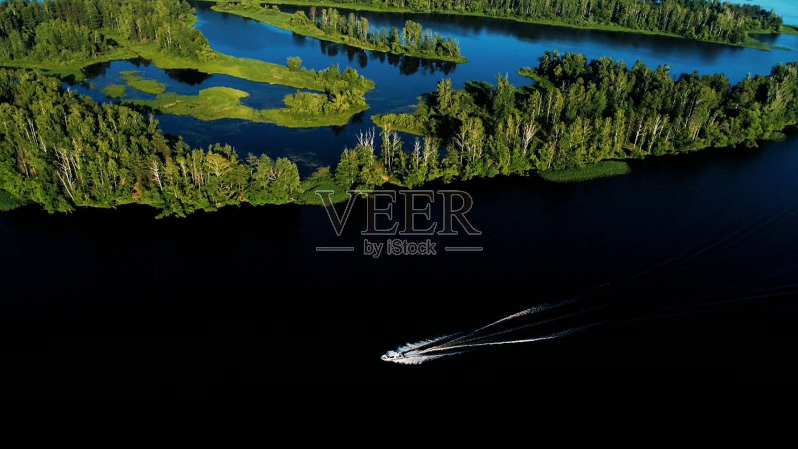 通往大海的大河照片摄影图片