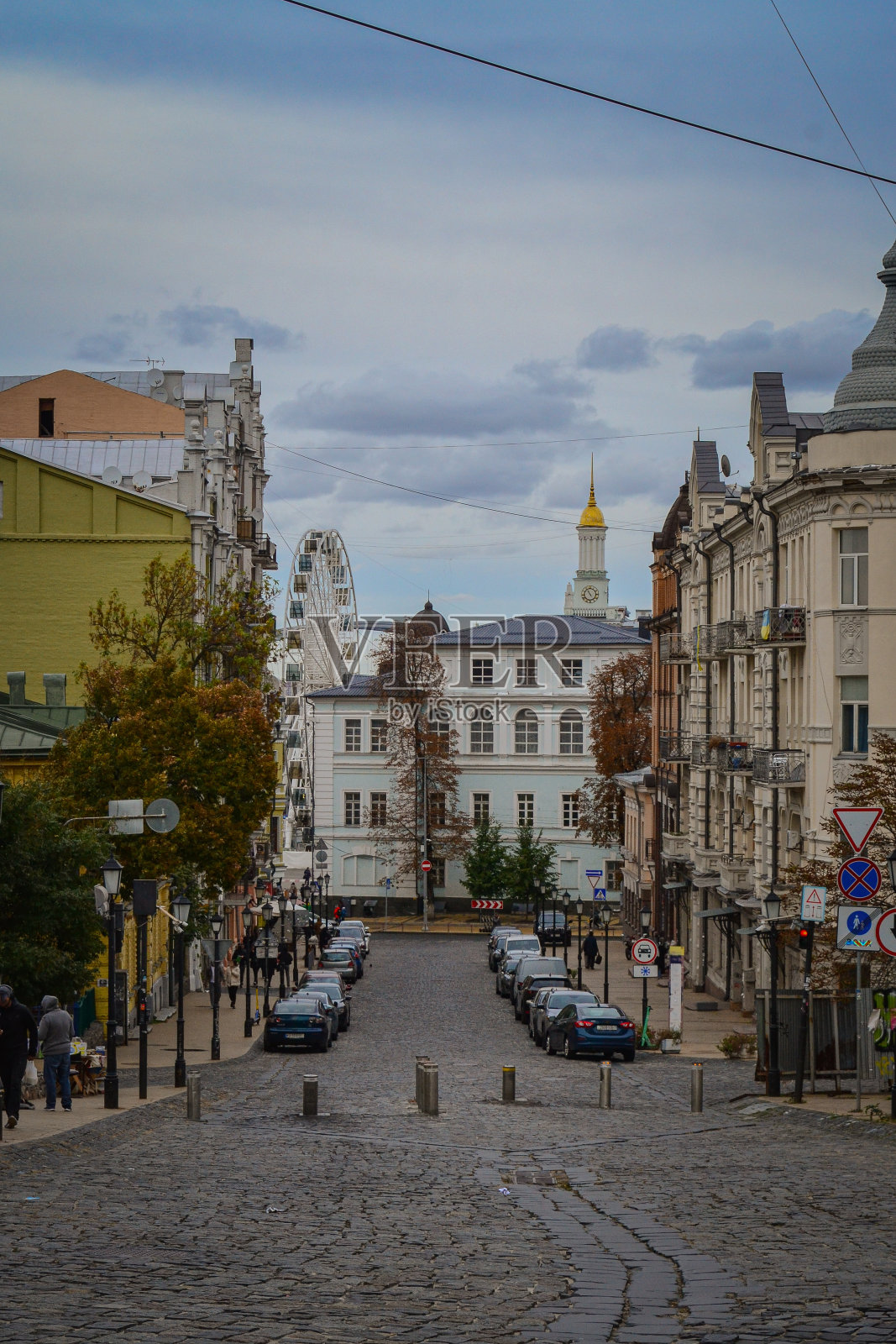 安德鲁的后裔。基辅市中心照片摄影图片