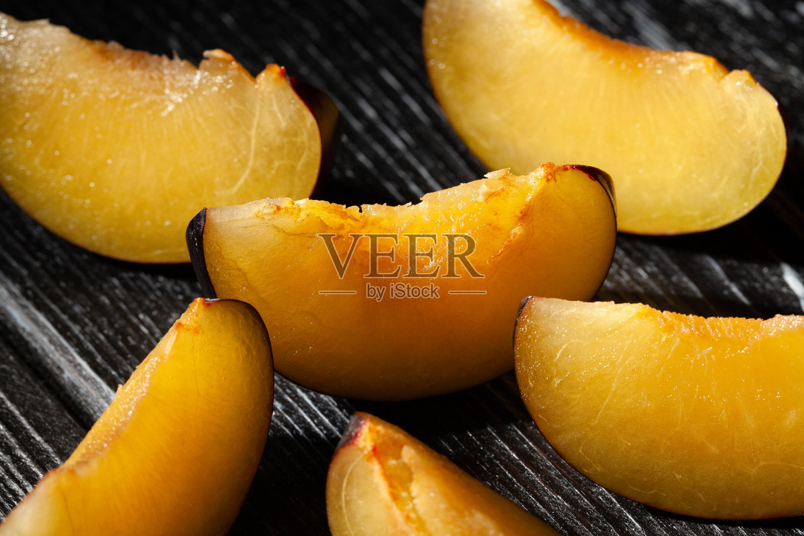 木片李子照片摄影图片