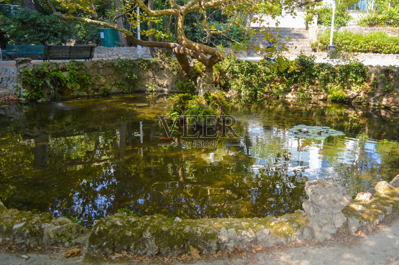 罗德岛是希腊的避暑胜地照片摄影图片