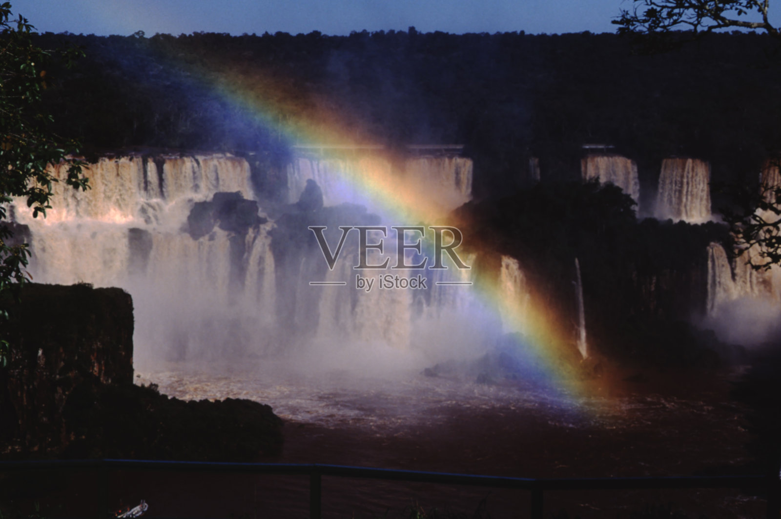 伊瓜苏瀑布照片摄影图片