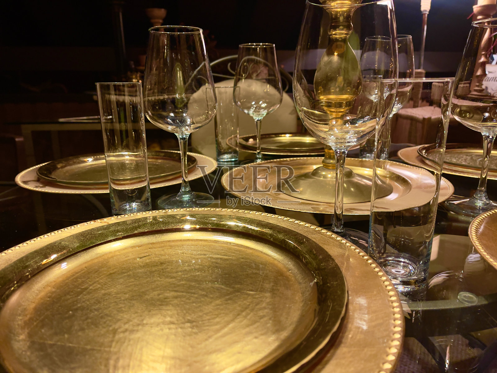 豪华餐桌布置照片摄影图片