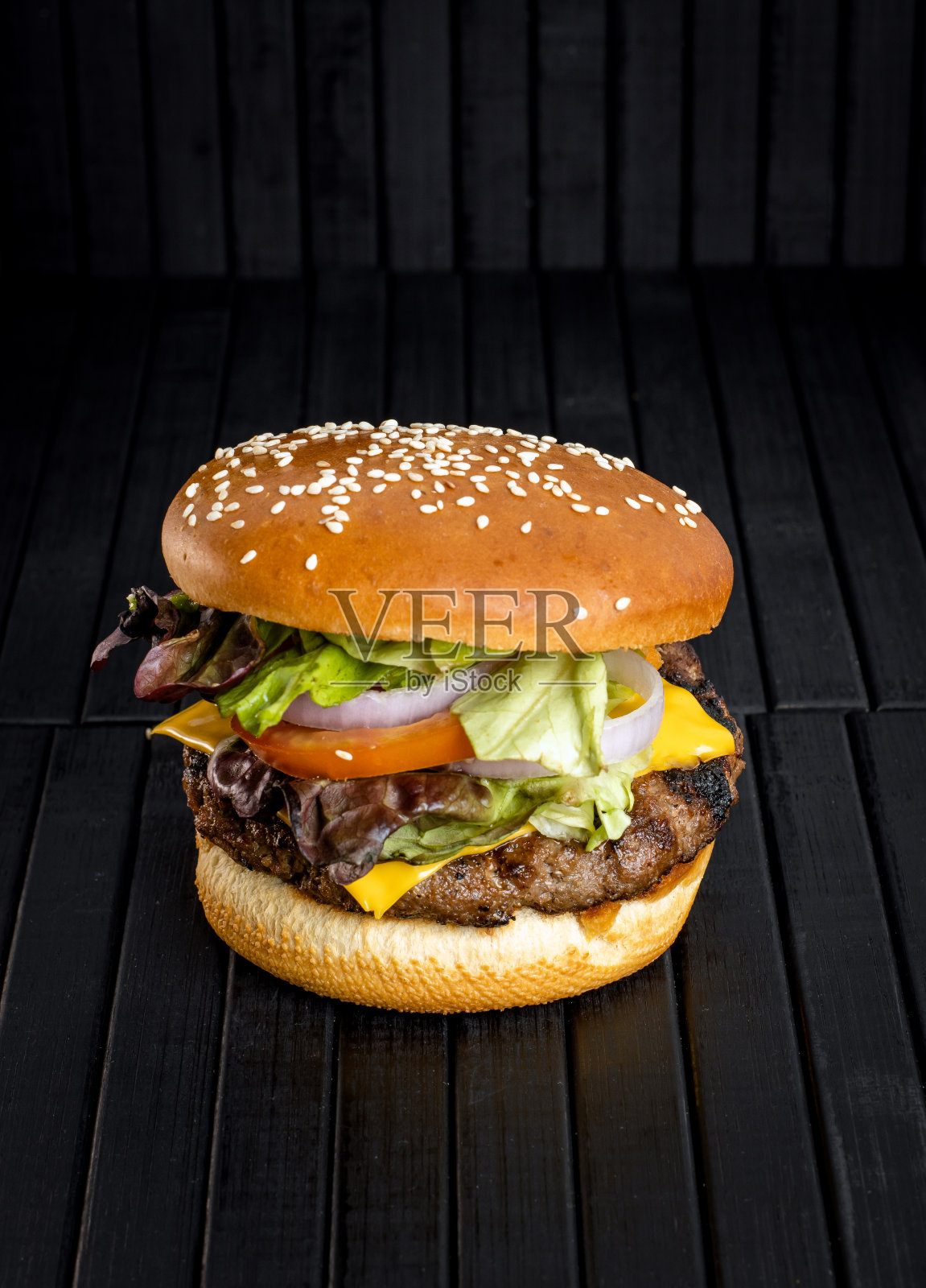 特写高分辨率汉堡热准备和准备服务照片摄影图片