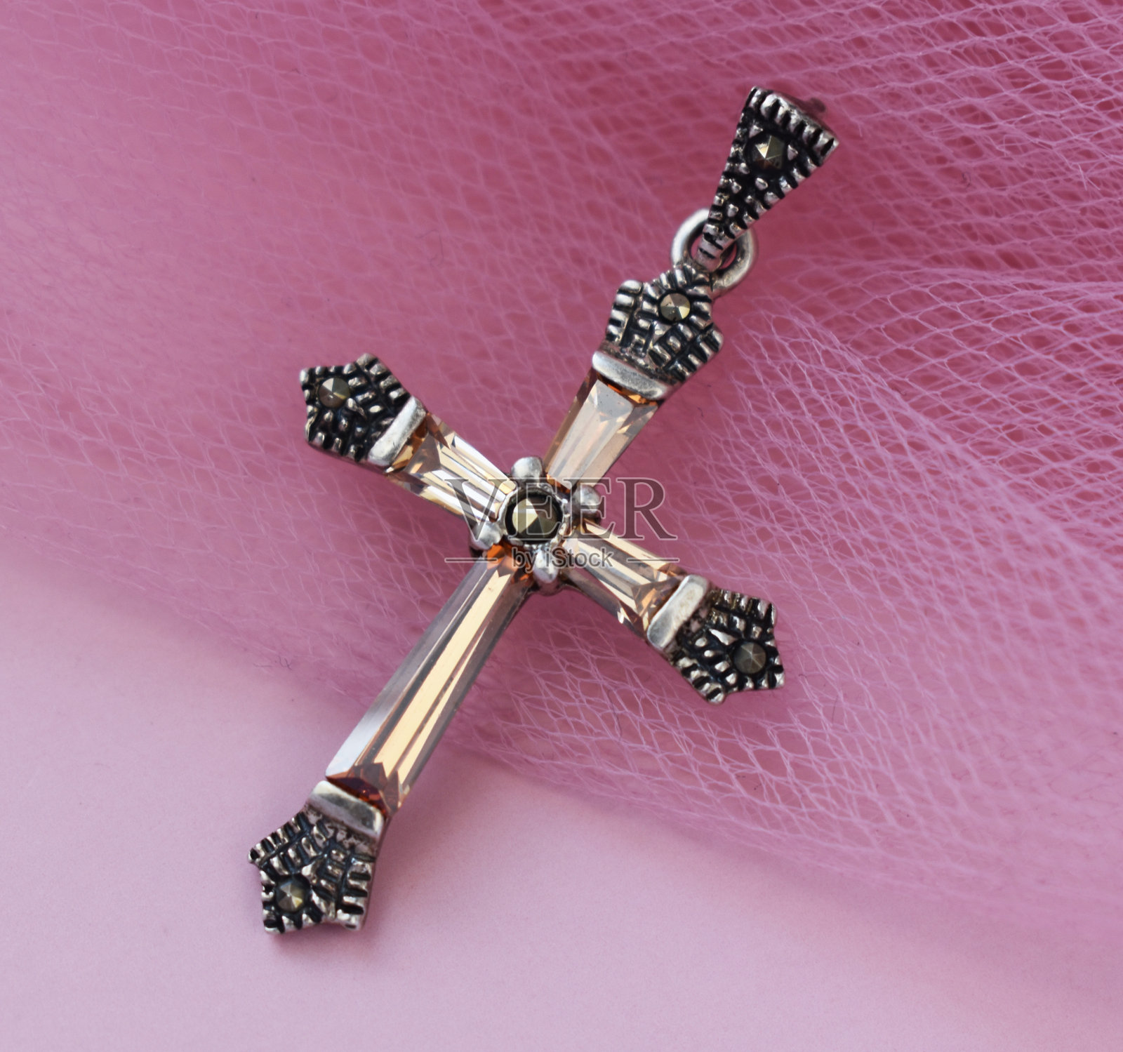 独特的美丽的项链为妇女，复古珠宝的概念，宣传照片为网上珠宝店照片摄影图片