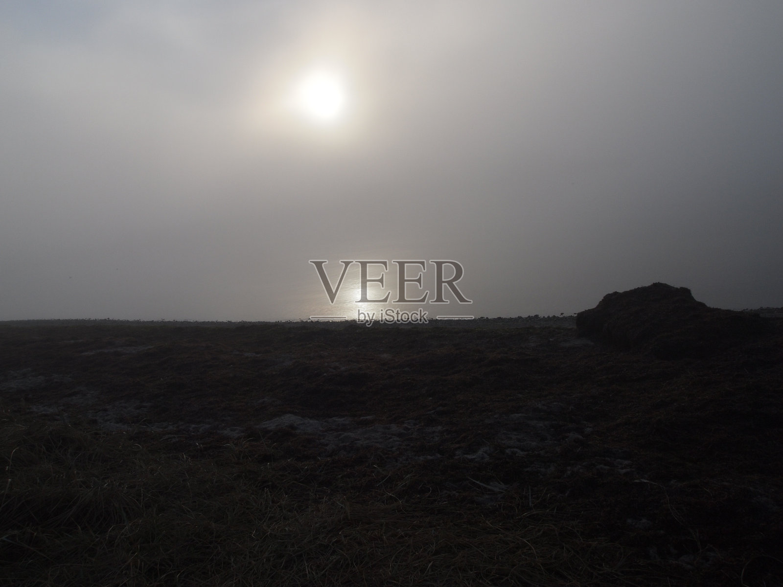 光，大地母亲和天空。照片摄影图片