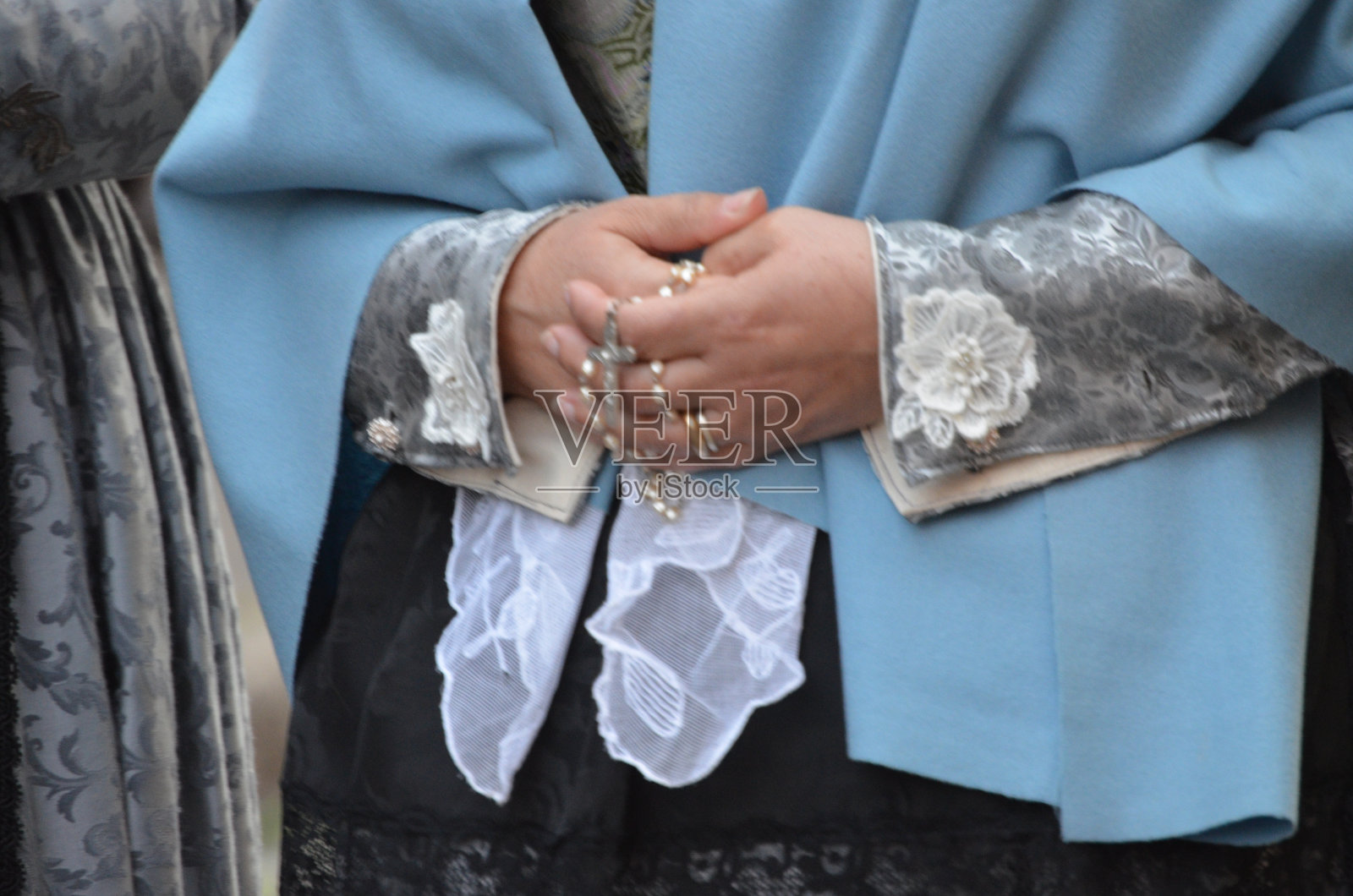 2018年4月16日，撒丁岛圣安提奥科:圣安提奥科宗教游行照片摄影图片