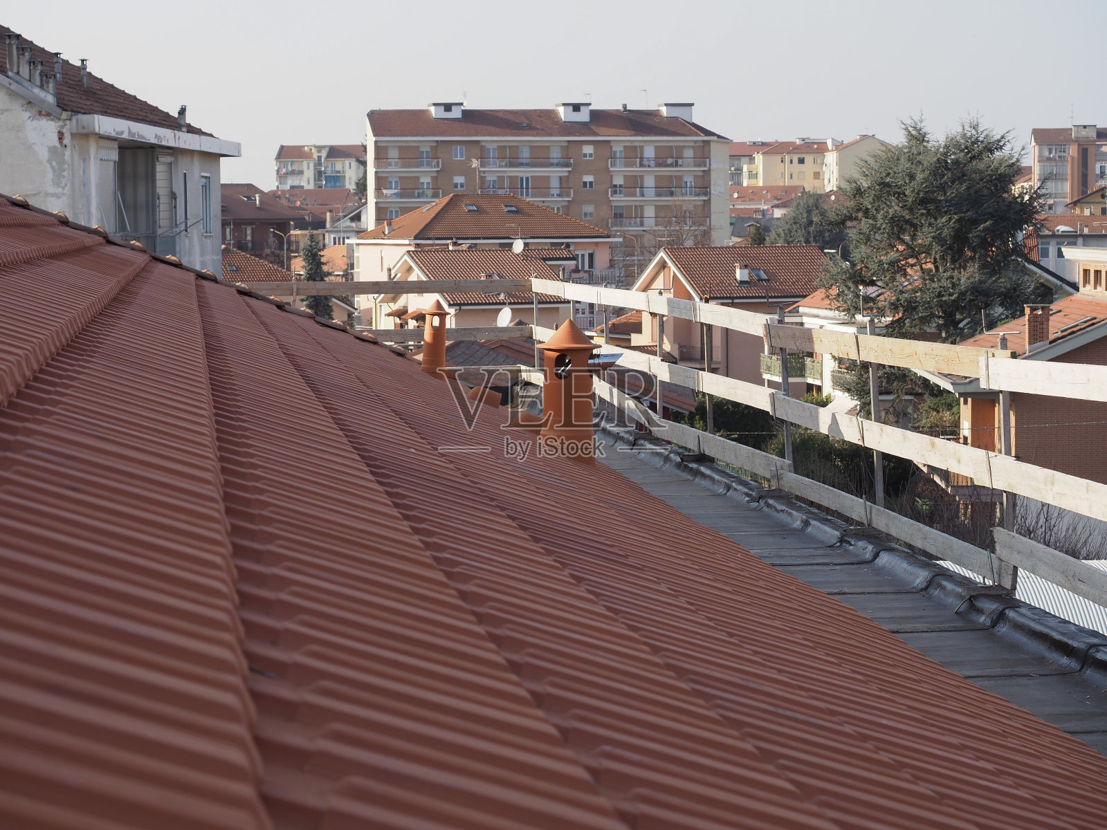 屋顶建筑工程照片摄影图片