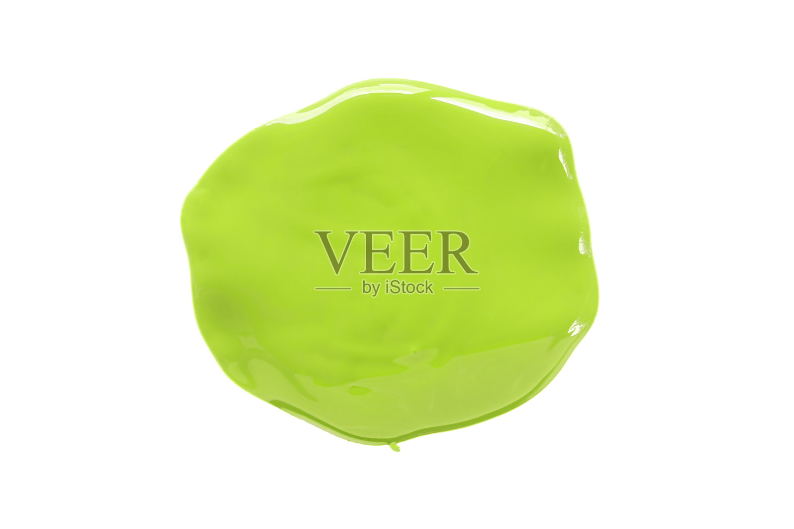 绿色的水彩洒在白色背景上的地板上。照片摄影图片