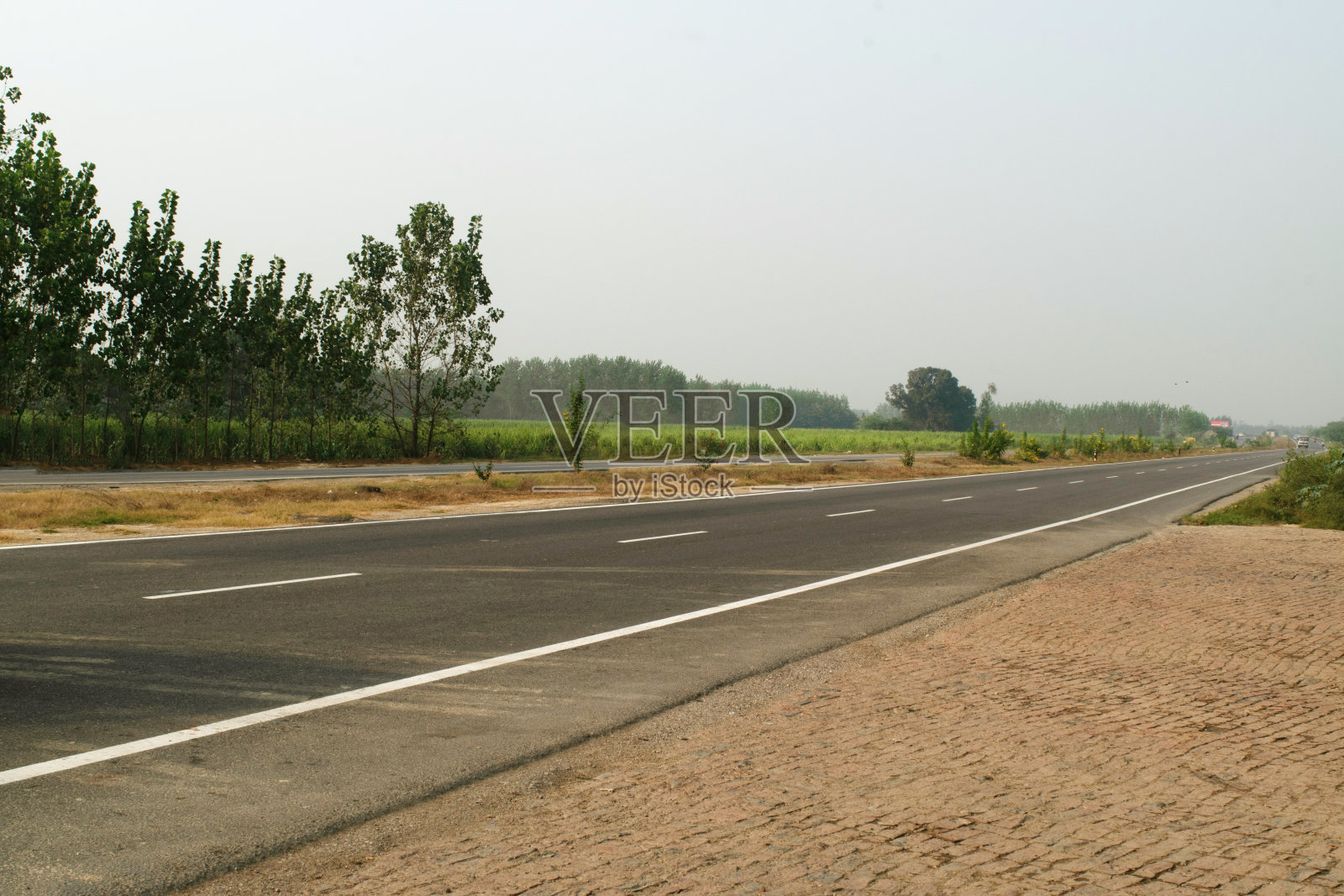 北方邦的高速公路干净空旷照片摄影图片
