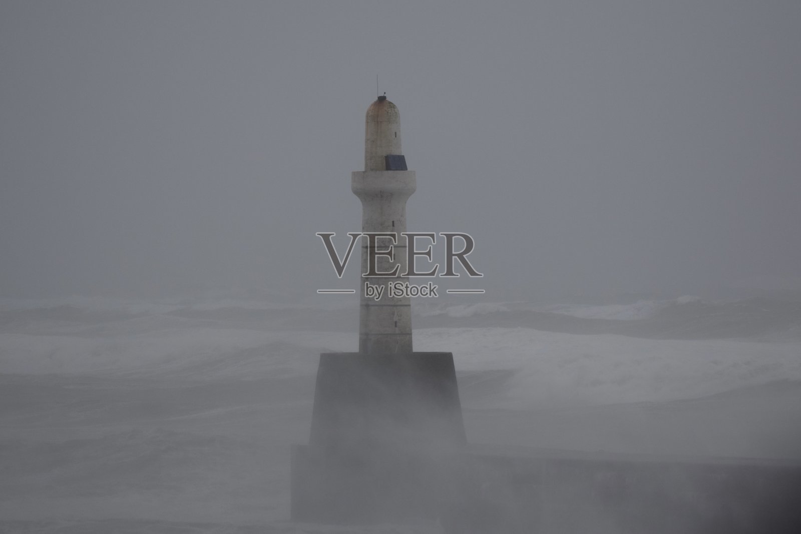 南防波堤码头风暴巴贝特照片摄影图片