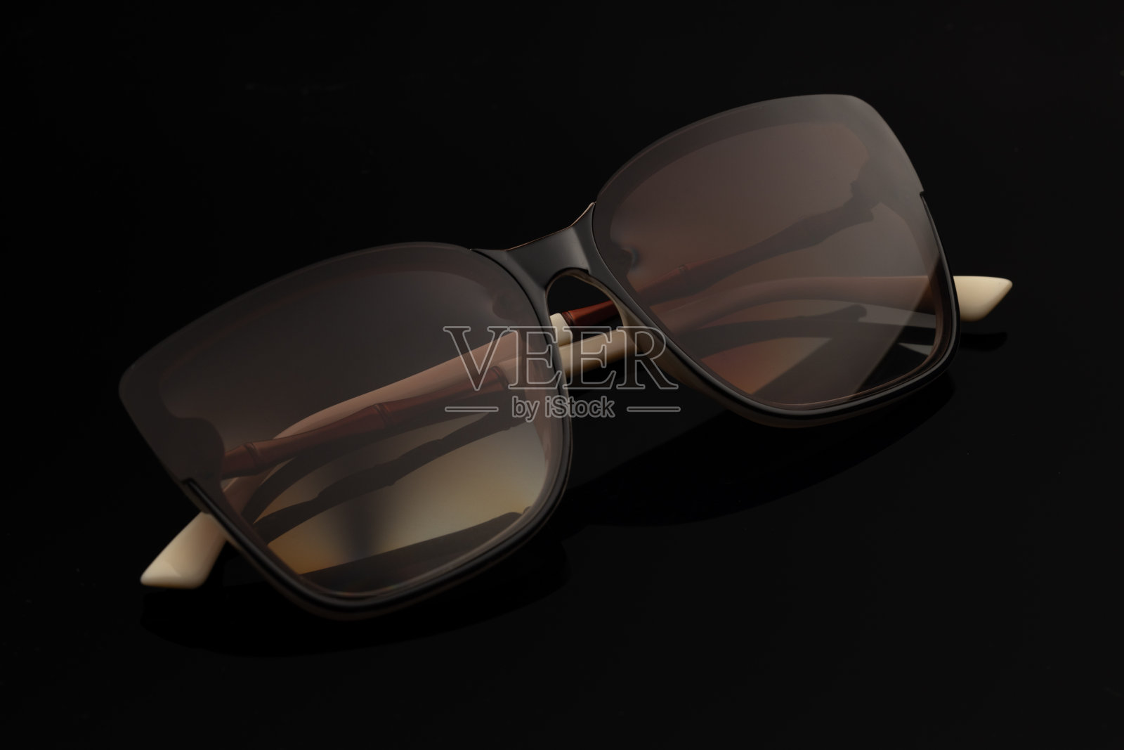 太阳镜照片摄影图片