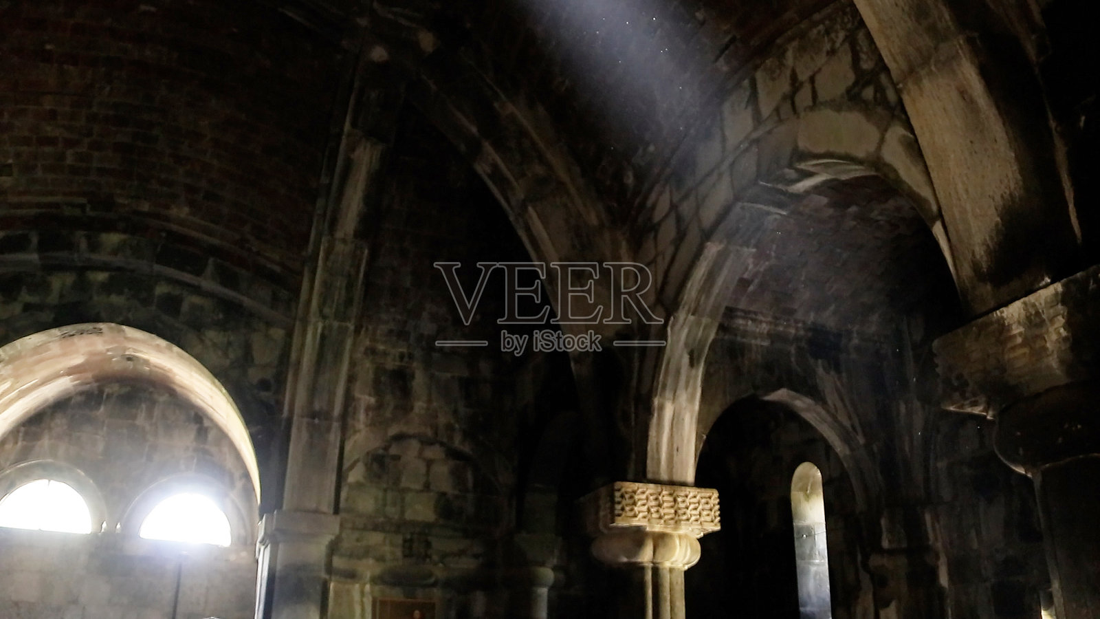 亚美尼亚Haghpat和Sanahin修道院的内部。照片摄影图片