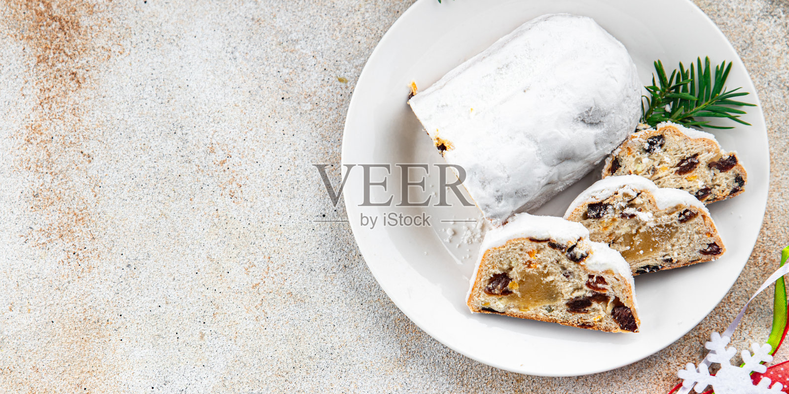 圣诞偷来的甜点节日烘焙甜食圣诞庆祝餐食品小吃照片摄影图片