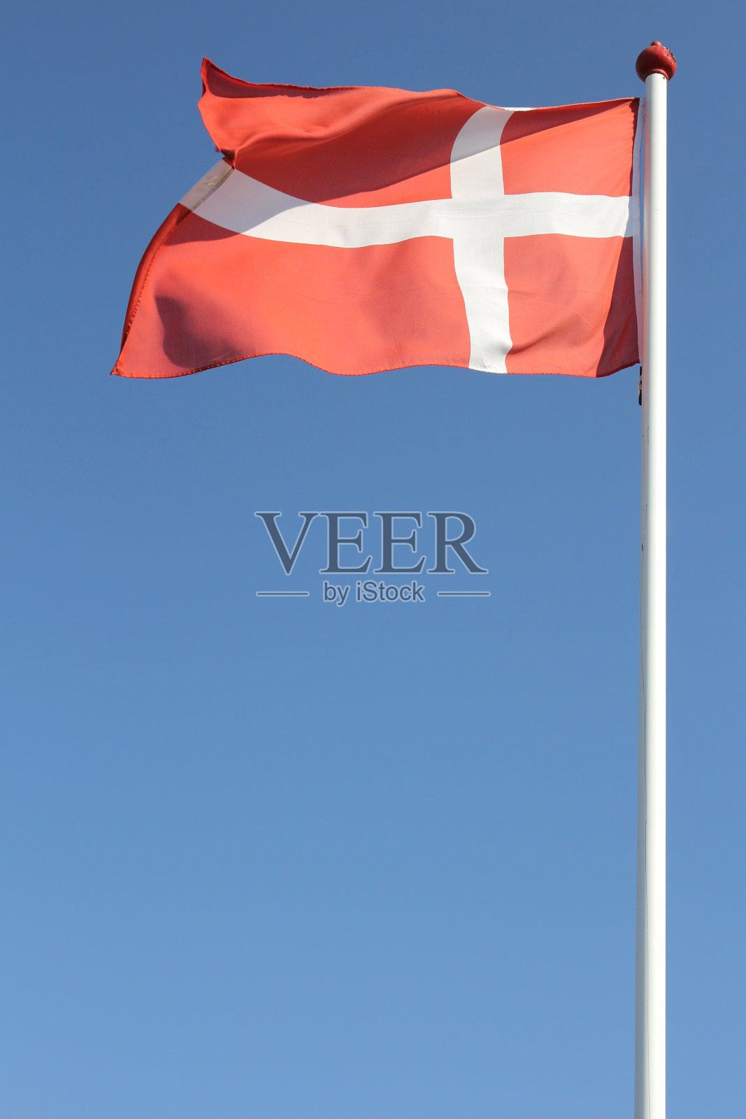 丹麦国旗在风中飘扬照片摄影图片