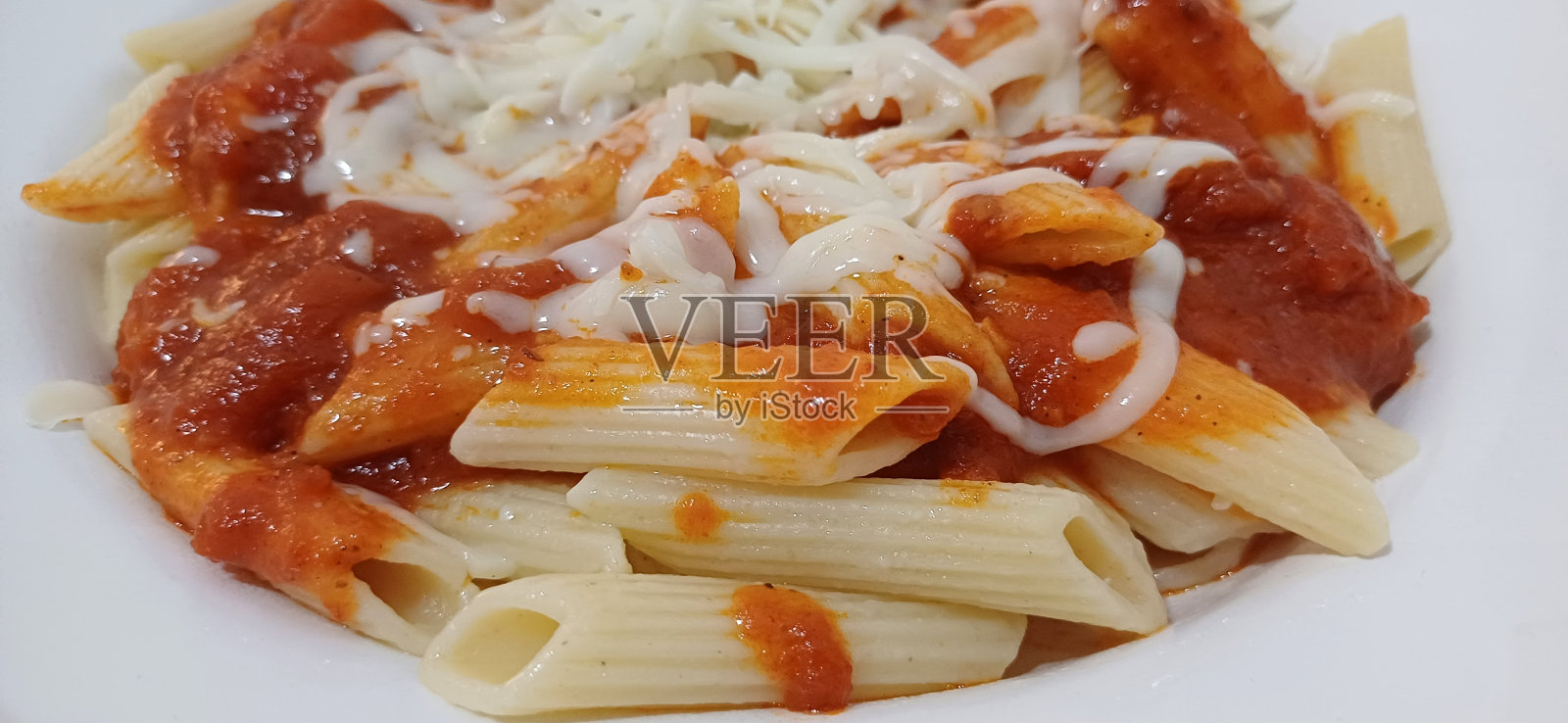 意大利面，意大利通心粉照片摄影图片