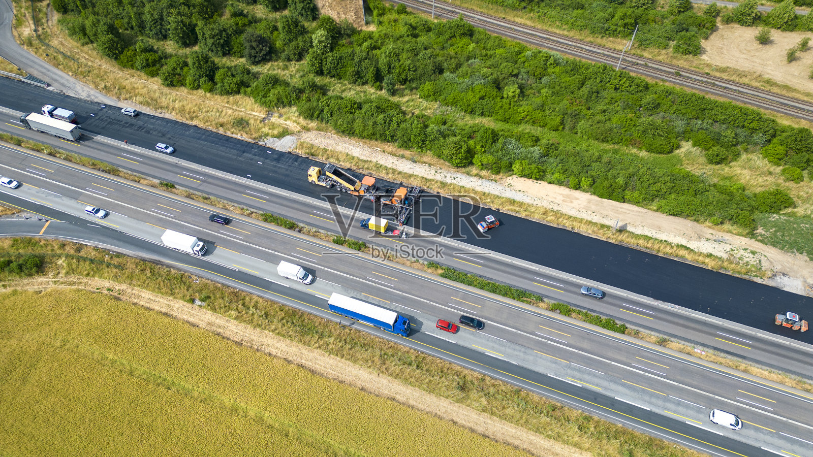 道路建设。鸟瞰图照片摄影图片