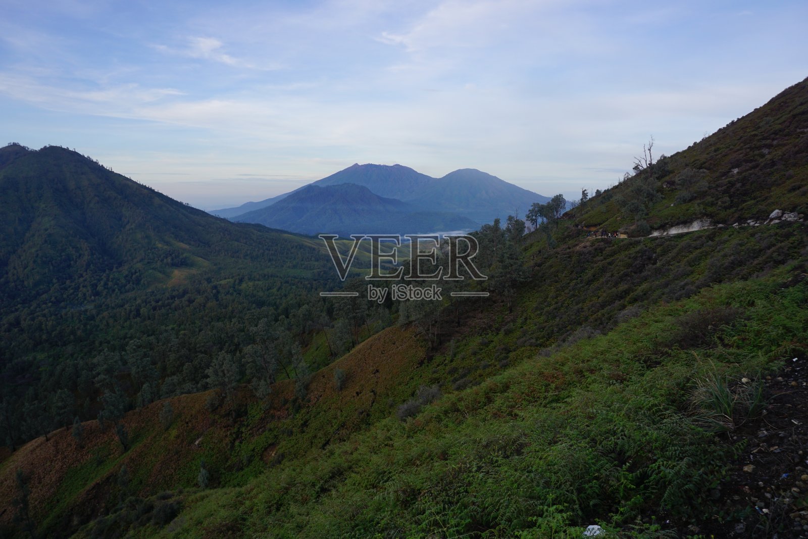 一群山照片摄影图片